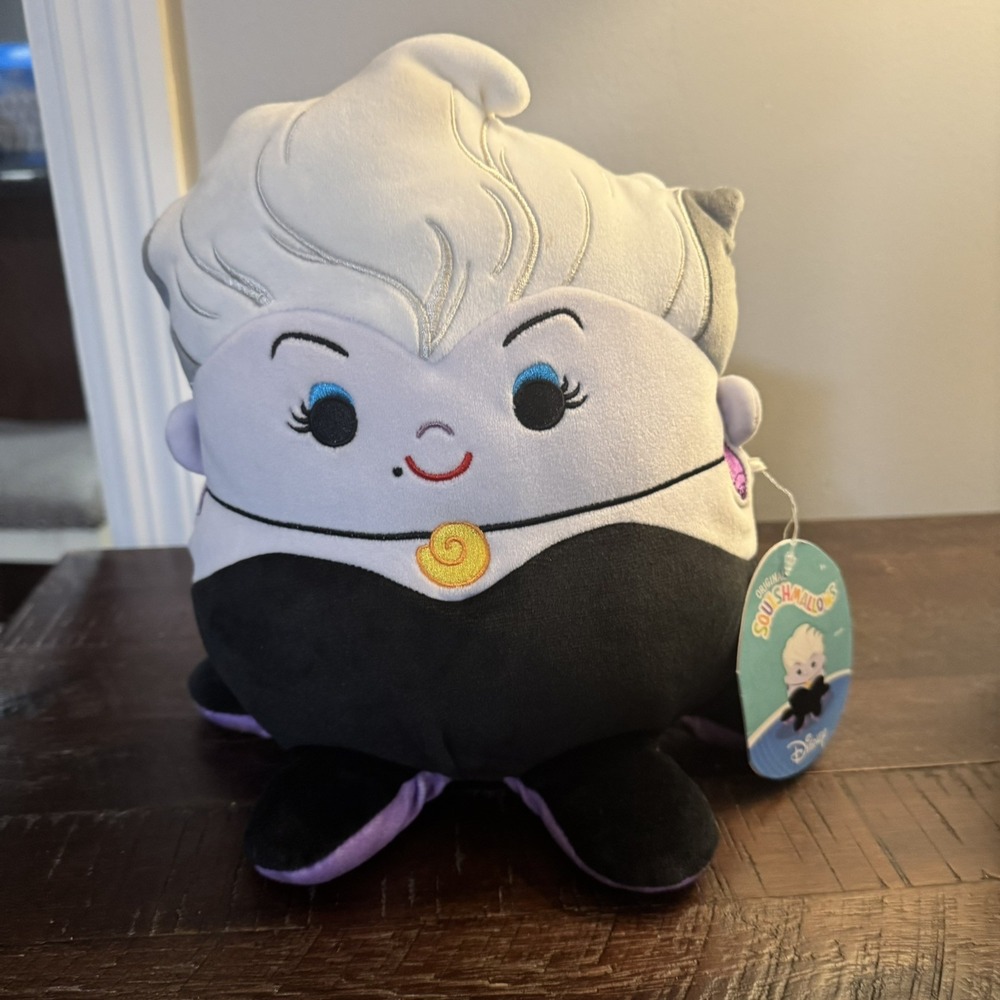 NEW WITH TAGS Squishmallow x Walt Disney,‎ The Little Mermaid Ursula 8in plush